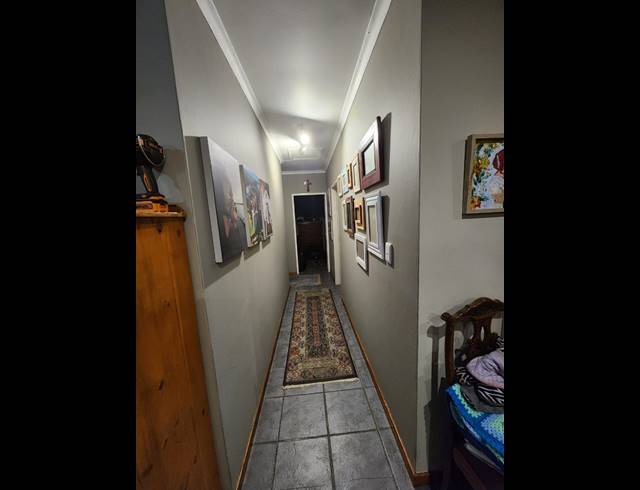 3 BEDROOM TOWNHOUSE FOR SALE IN PROTEA PARK